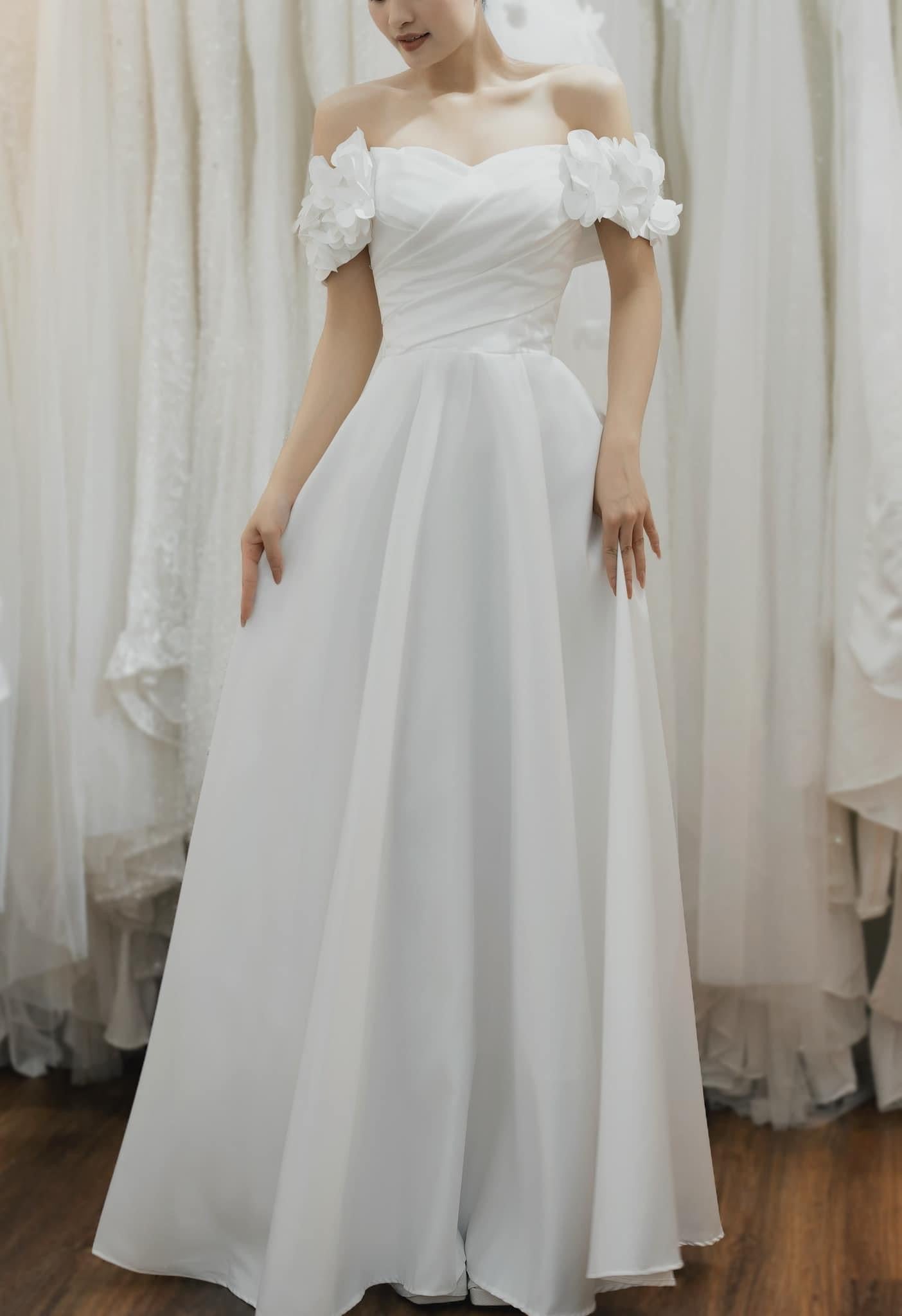 Wedding dress - 9716