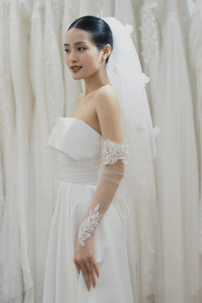 Wedding dress - 9182
