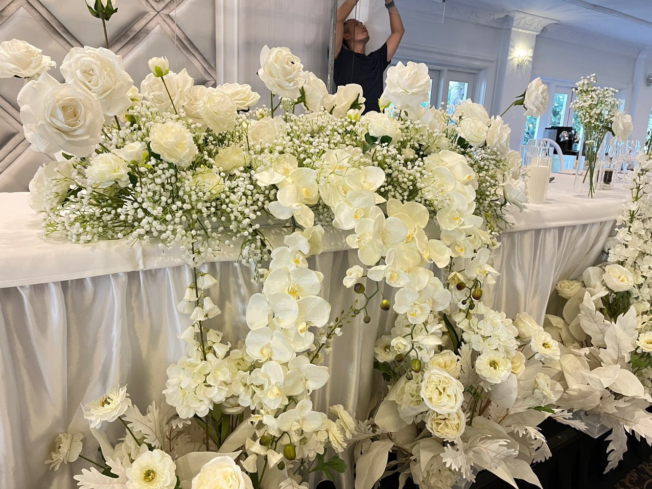 Bridal table arrangement – Rosy Events Hire