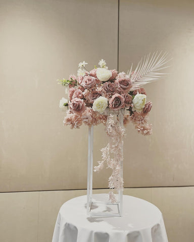 Flowers ball with square stand centrepiece