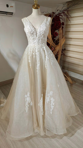 Wedding dress - 3524