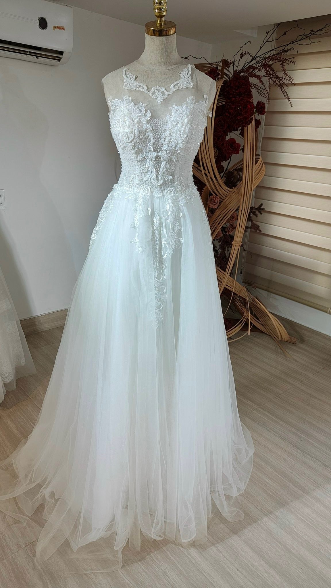 Wedding dress - 2195