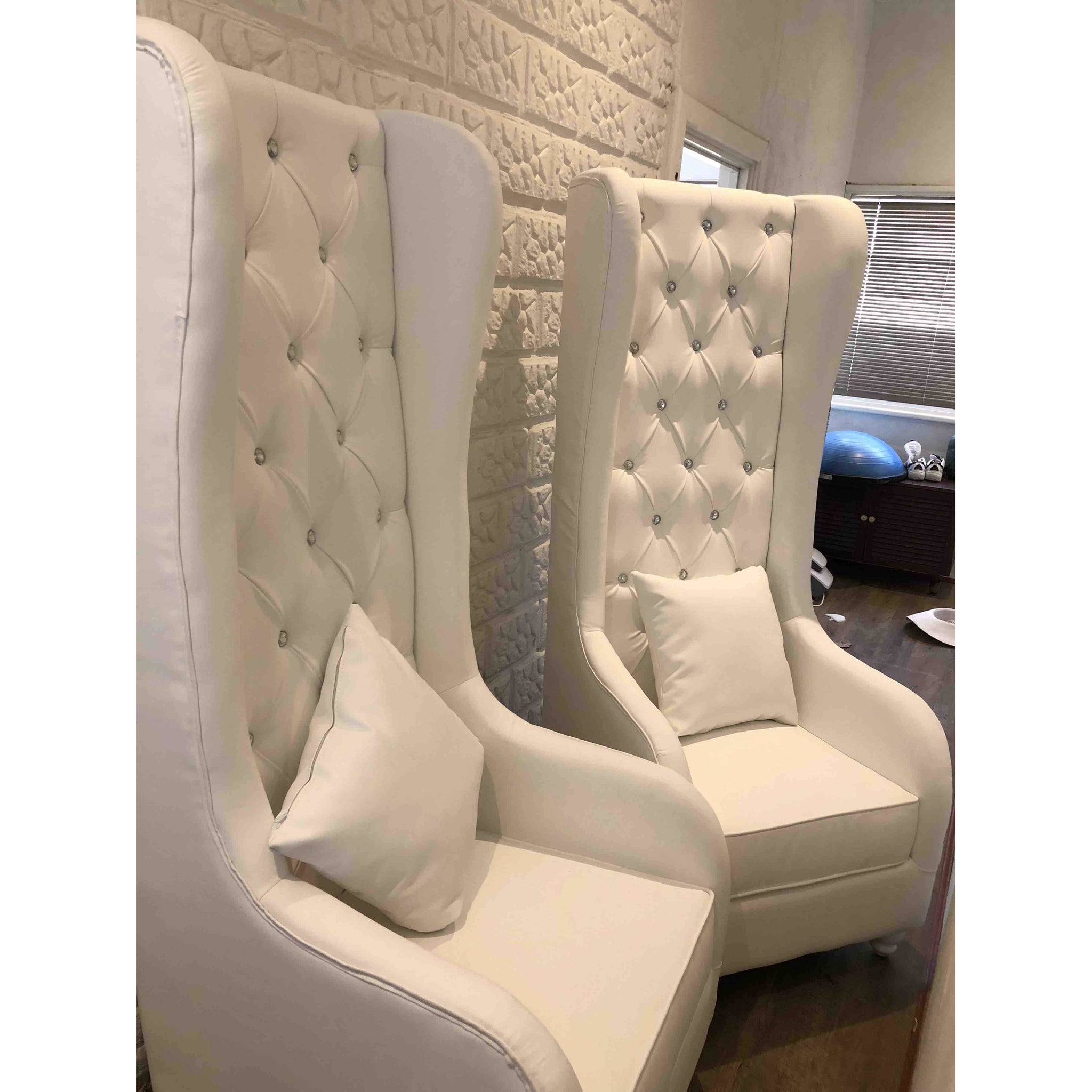 White leather King&Queen chairs - Set 2